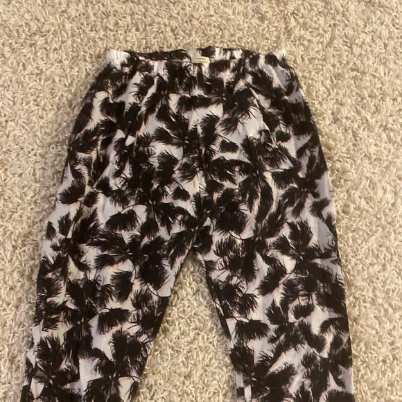 Torn by Ronny Kobo pants size small - Picture 2 of 5